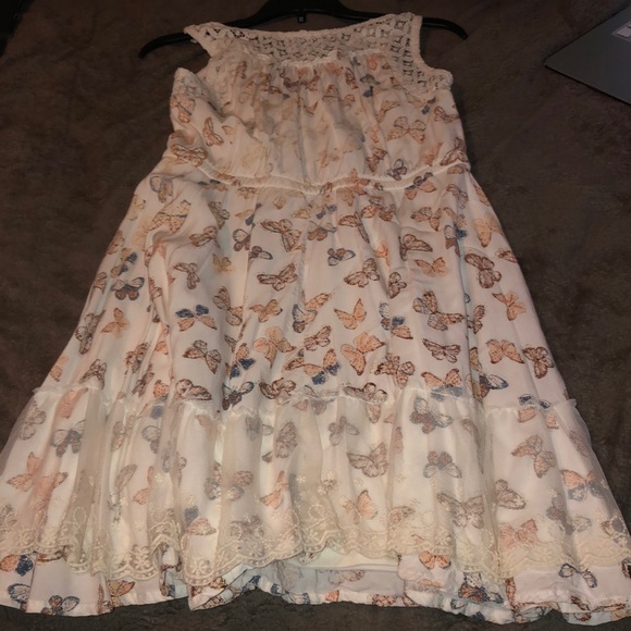Girls Dress - Picture 3 of 3